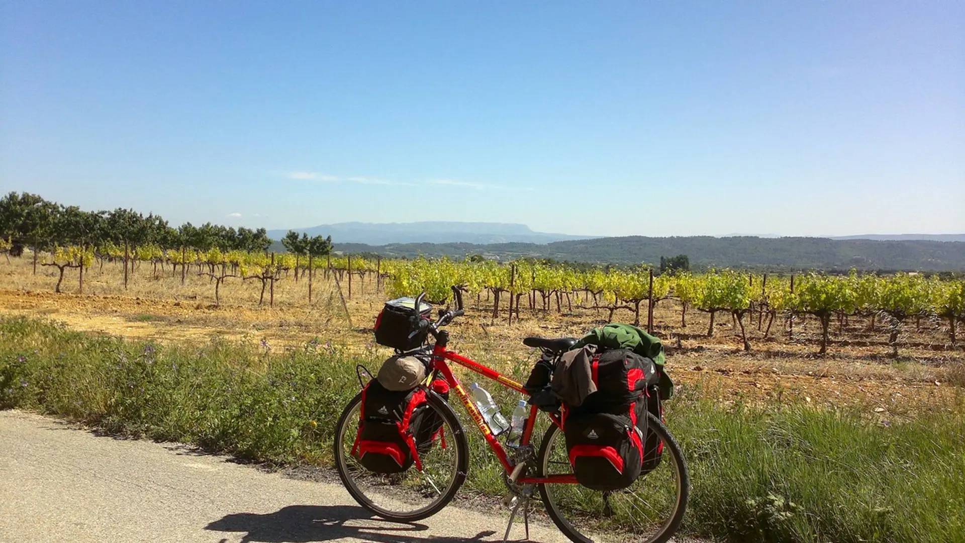La Sainte-Victoire depuis le Pays d'Aigues