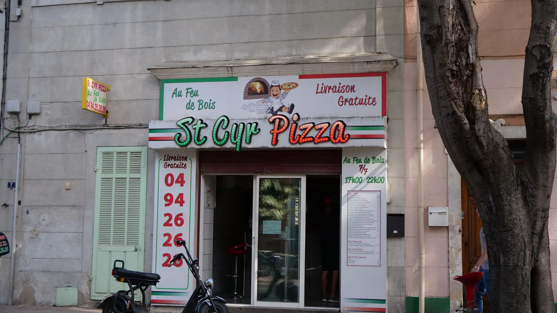 Saint Cyr Pizza