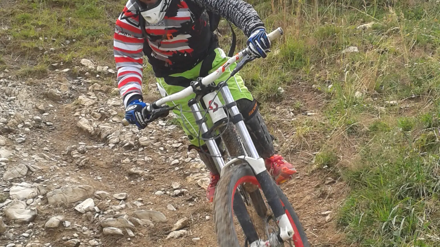 VTT DH Junior au Grand-Bornand