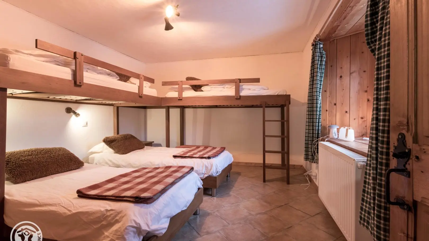 Dortoir - 4 Lits 90*200