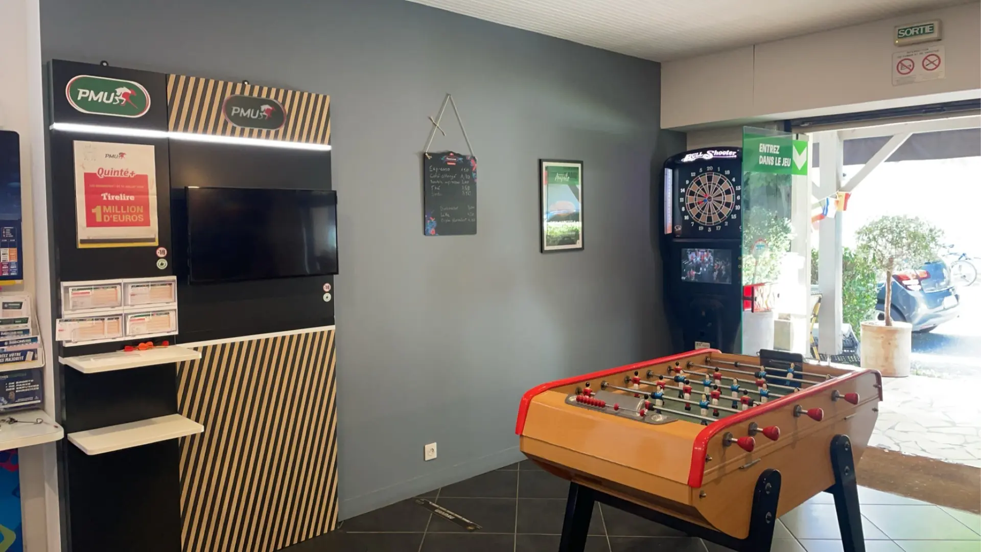 Babyfoot et fléchettes