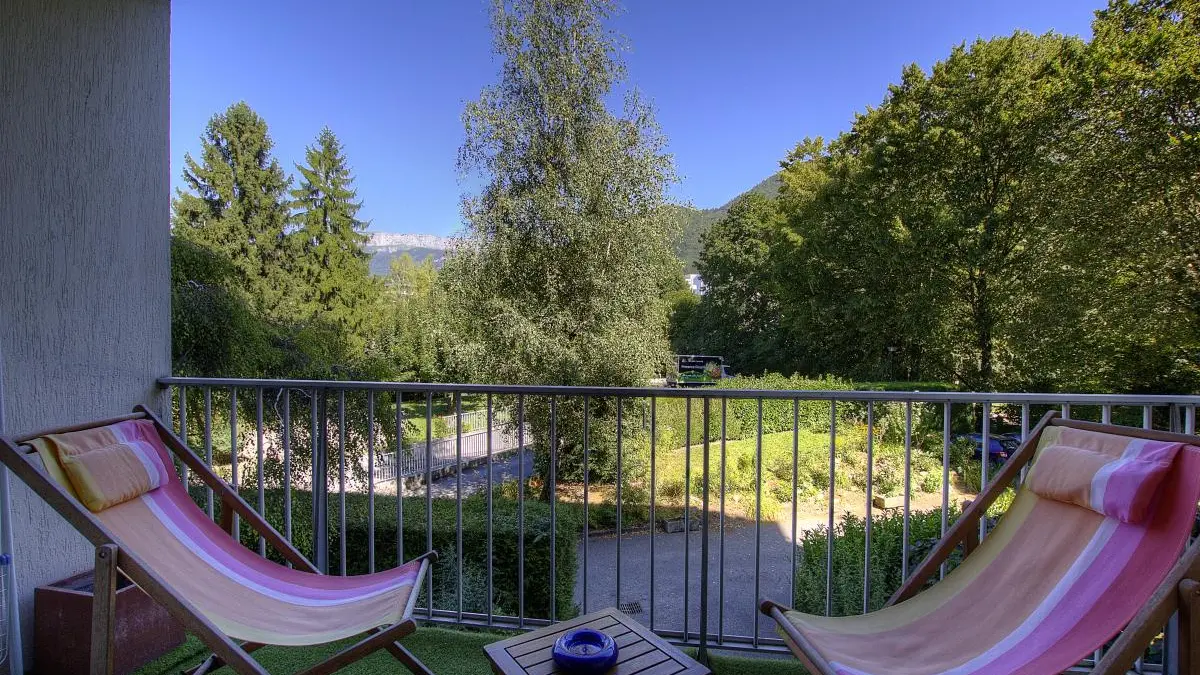 Balcon/terrasse avec vue sur le Parmelan