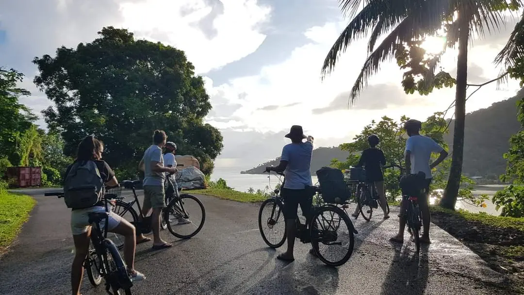 Enjoy cycling Tahaa