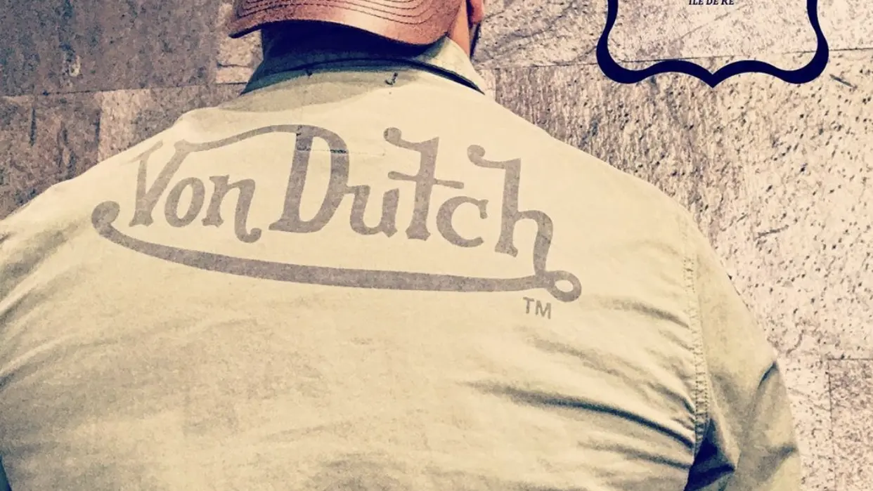 Von Dutch está en... Y los chicos