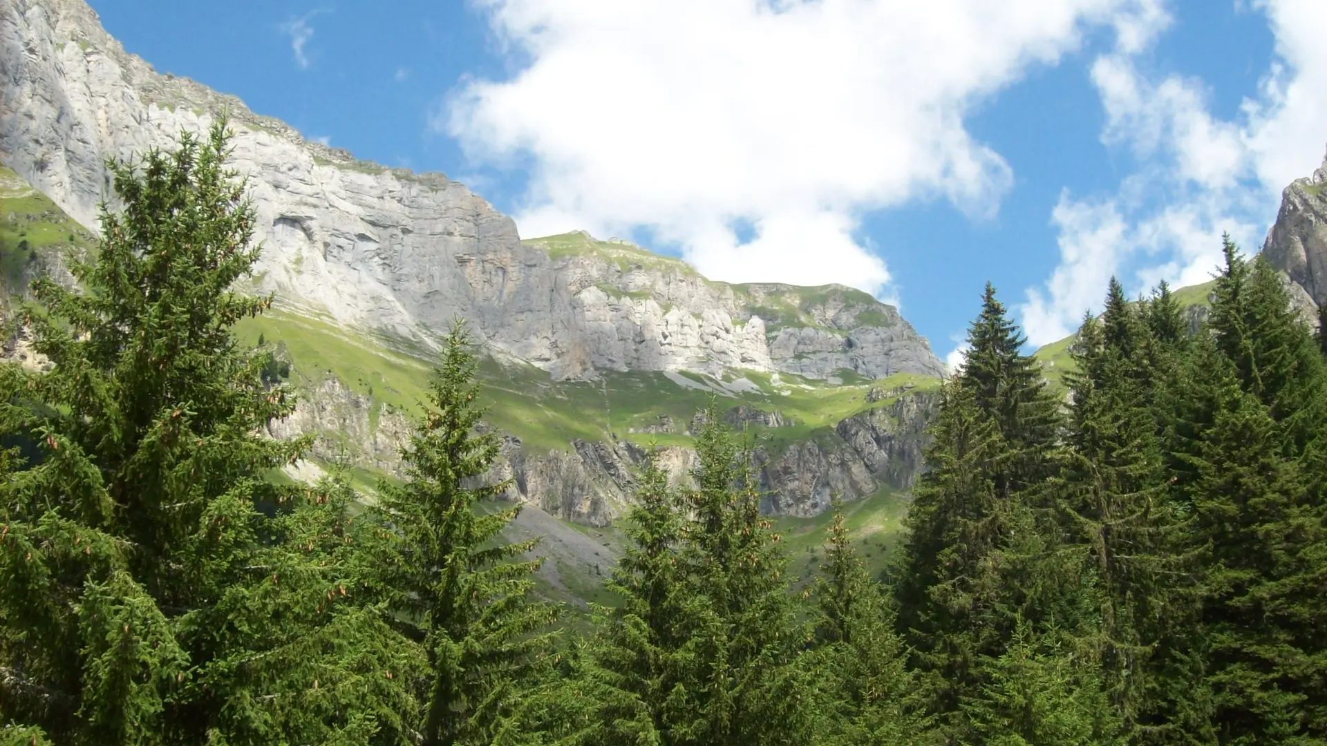 vue sur le passage de Monthieu