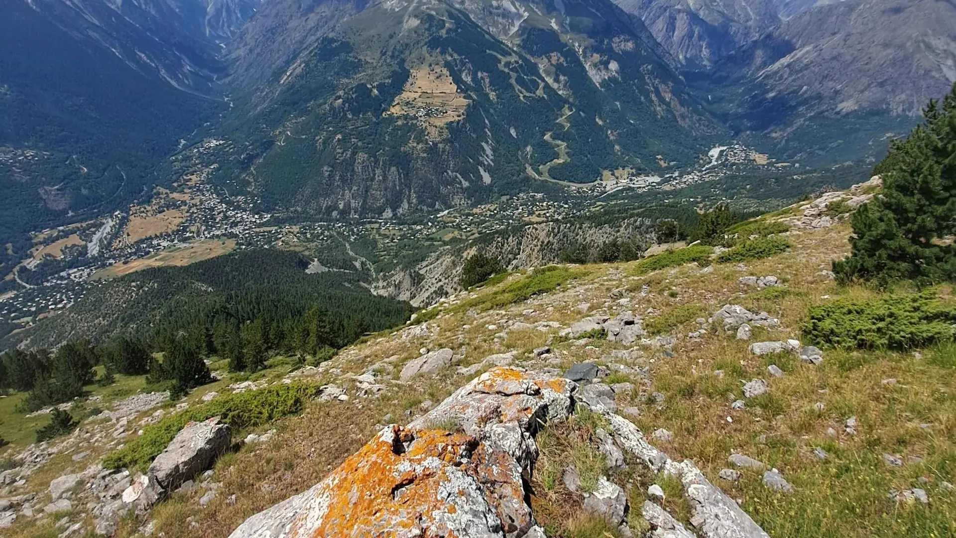 Vue depuis le sommet du KV