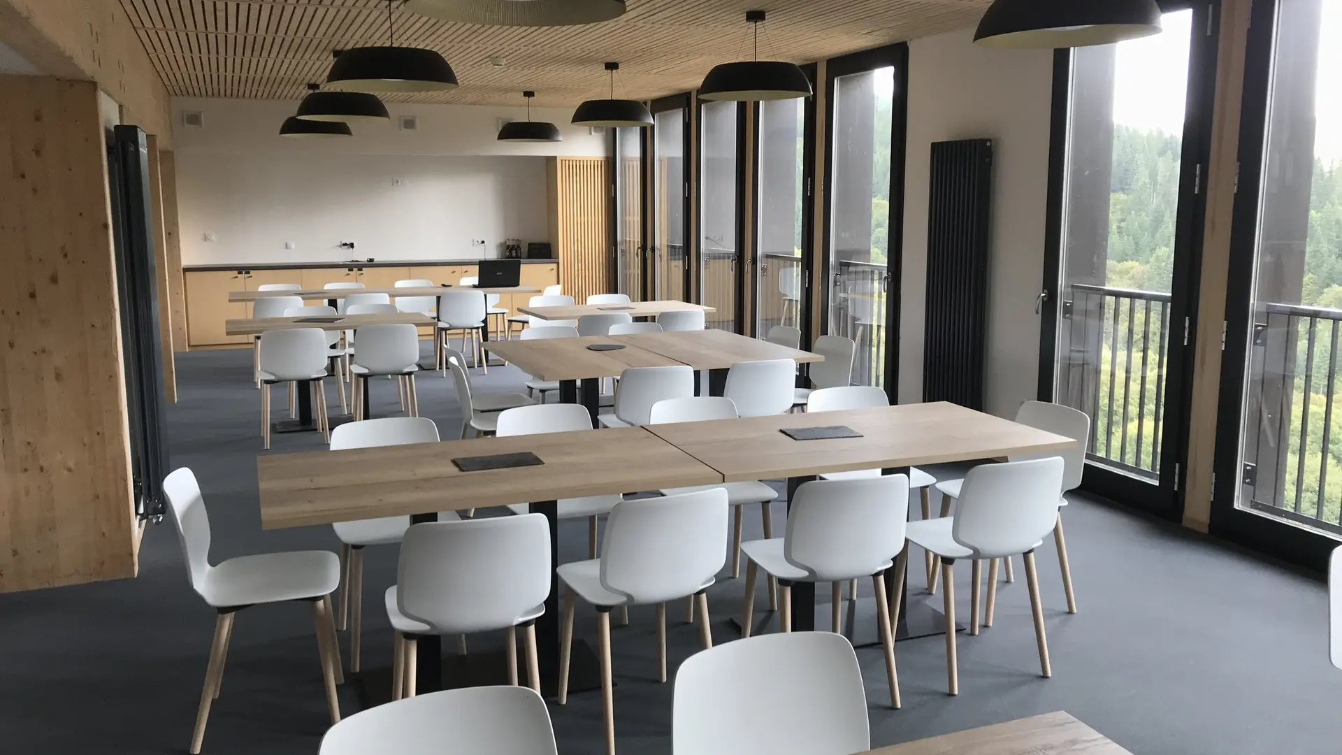 Salle repas - petit déjeuner