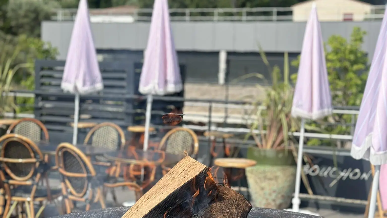 Rooftop du Bouchon à Cuers