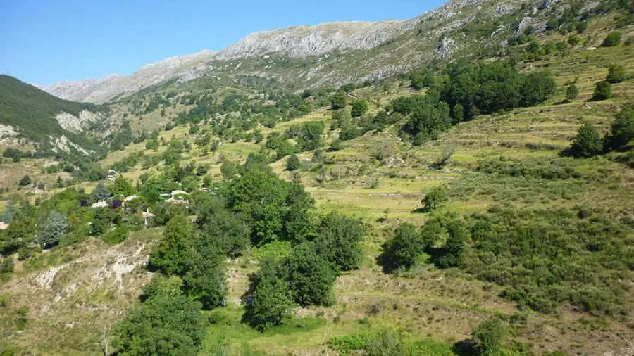 L'Escaou Doui-Vue-Coursegoules-Gîtes de France Alpes Maritimes