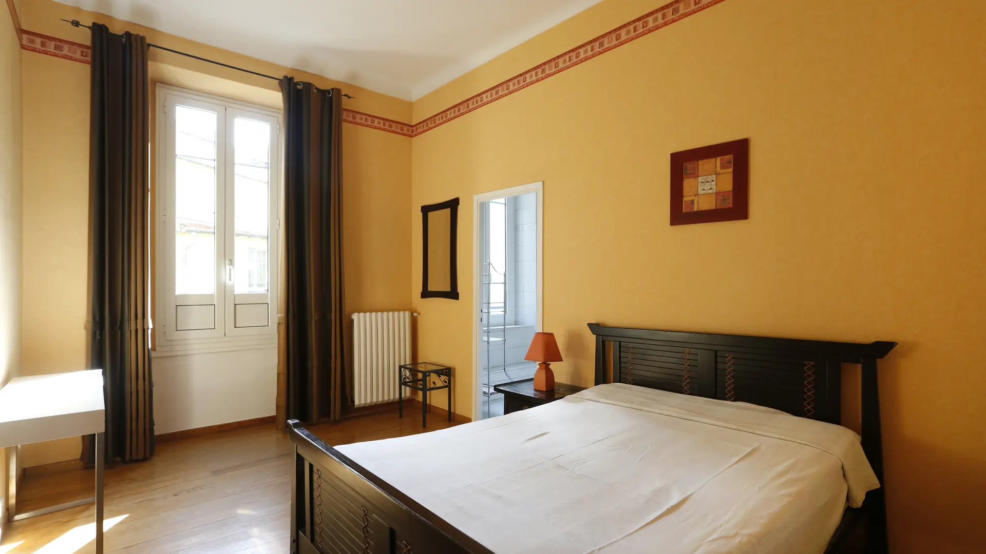 chambre n°1 vue de la porte