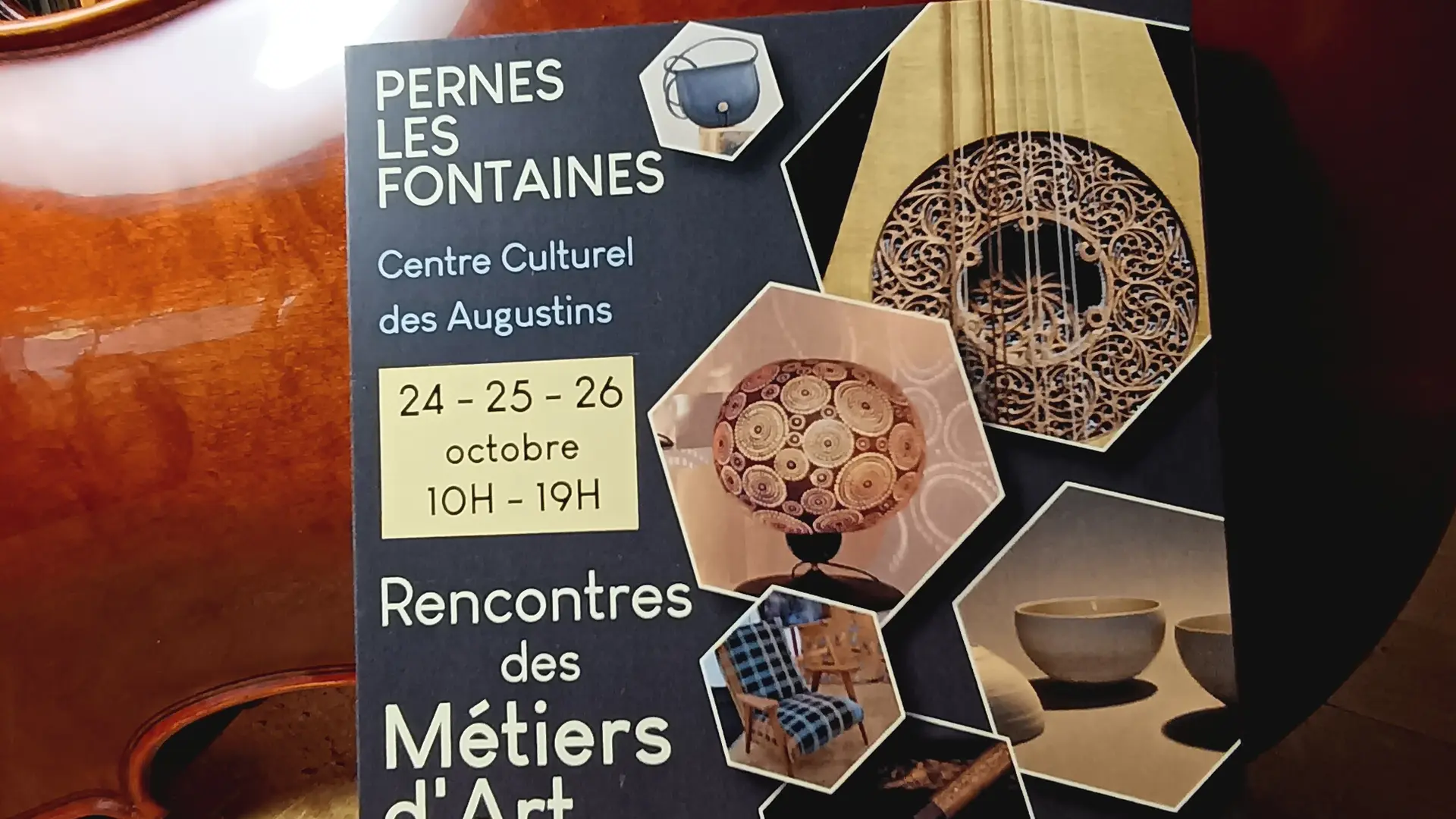 Participation au salon des métiers d'arts 2025 à Pernes Les Fontaines.
