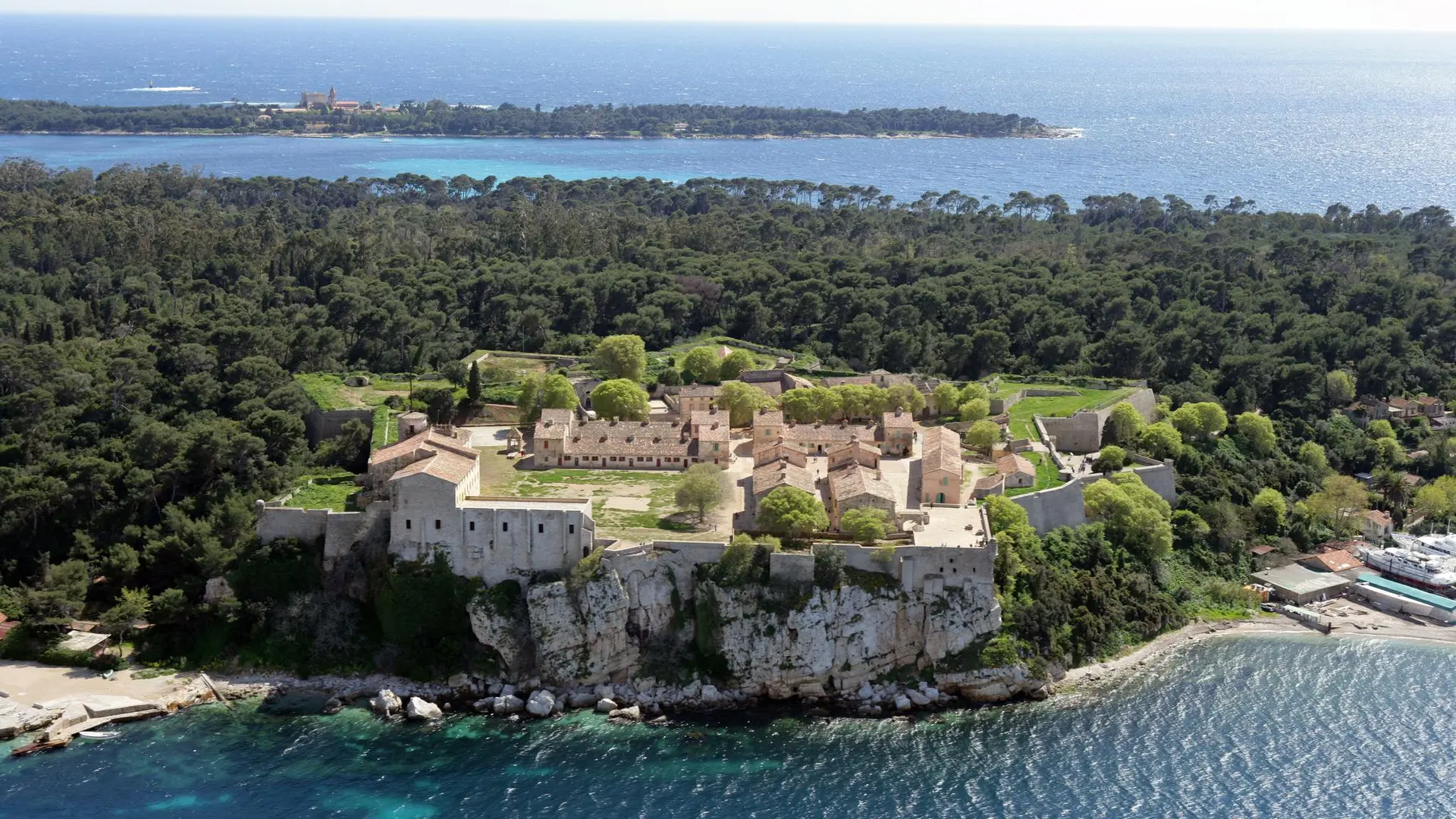 De Cannes à l'ïle Sainte-Marguerite_Cannes