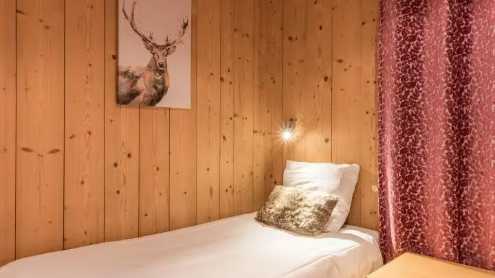 Chambre 3 avec 2 lits simples (90x190 cm)