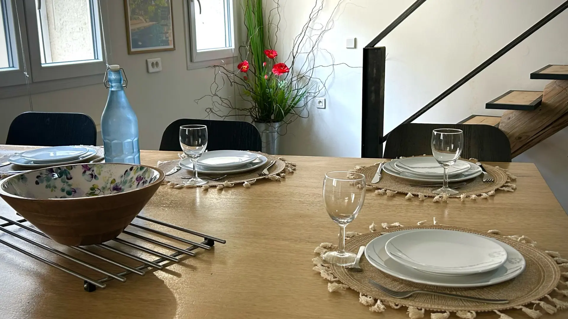 Loft sur la Sorgue_L'Isle-sur-la-Sorgue table derssée