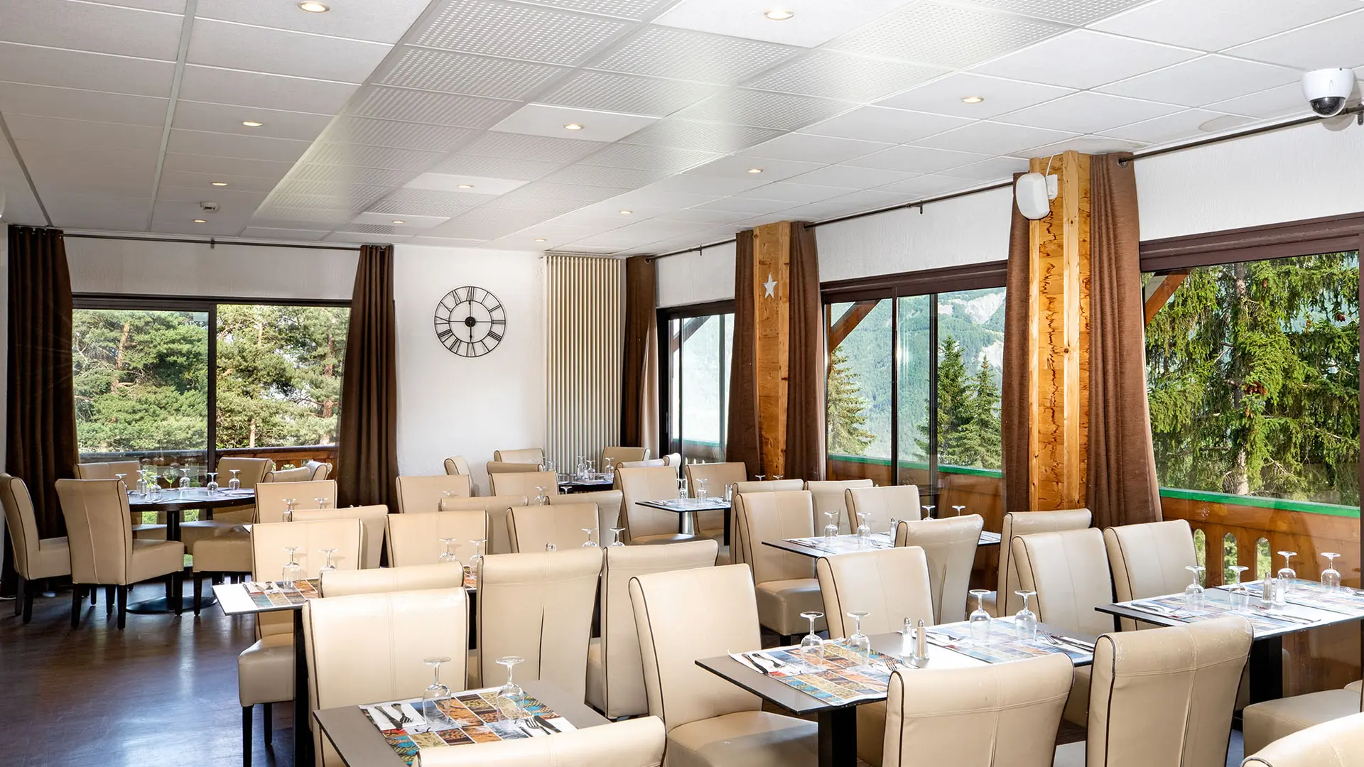 SOWELL Family Les Bergers