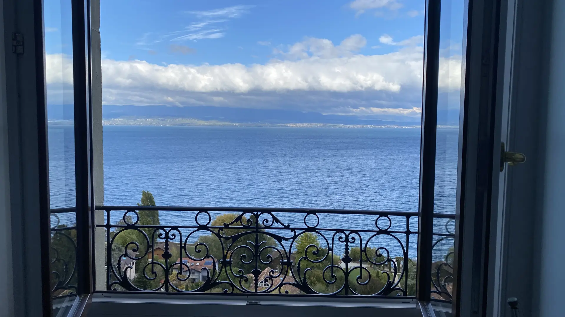 vue spéctaculaire sur le lac