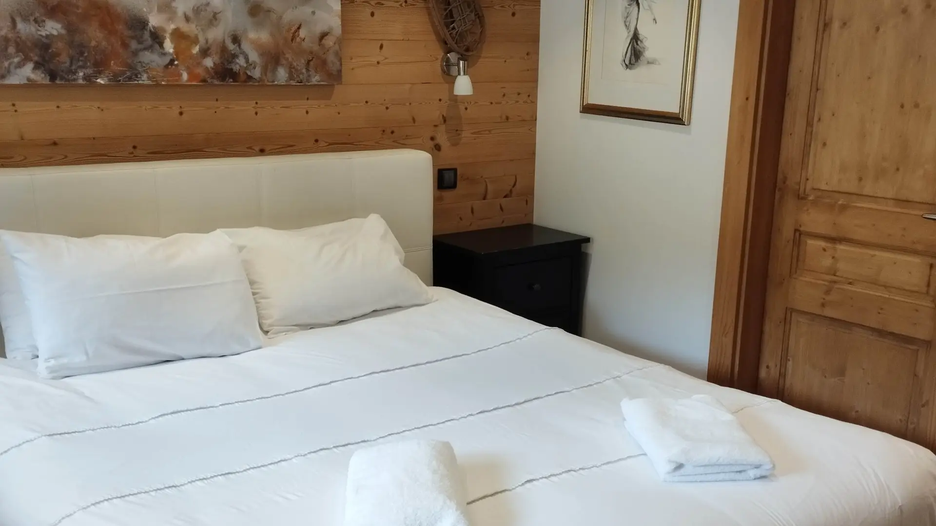 Chambre 1 avec lit double