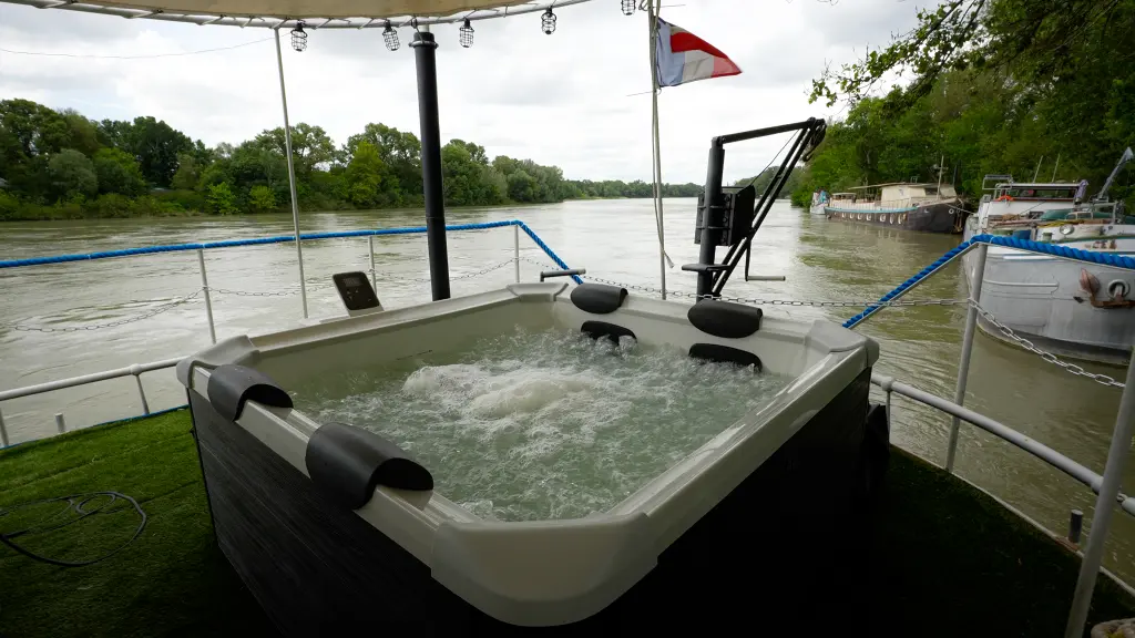 Jacuzzi