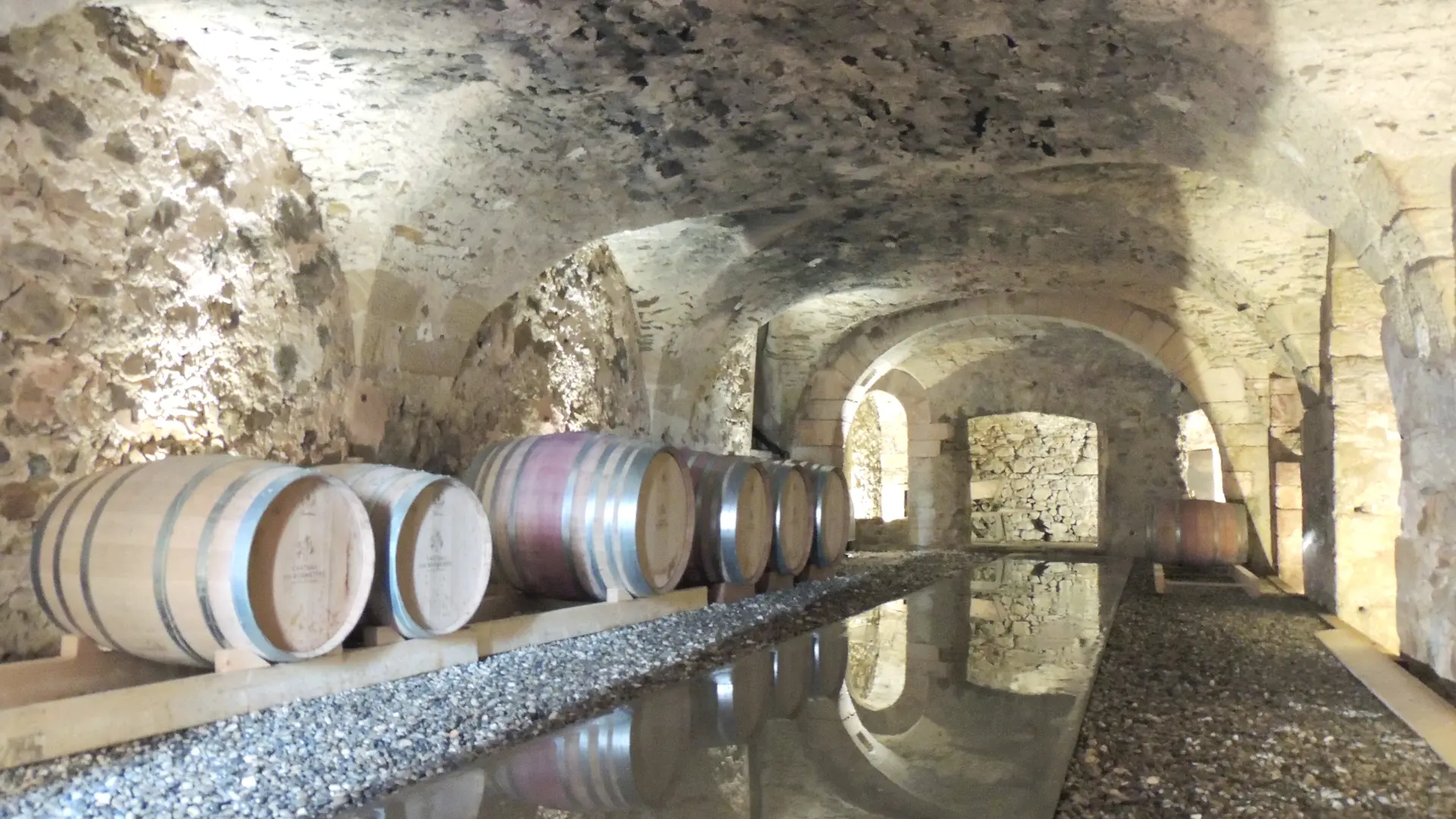 Moulin à huile réhabilité en cave