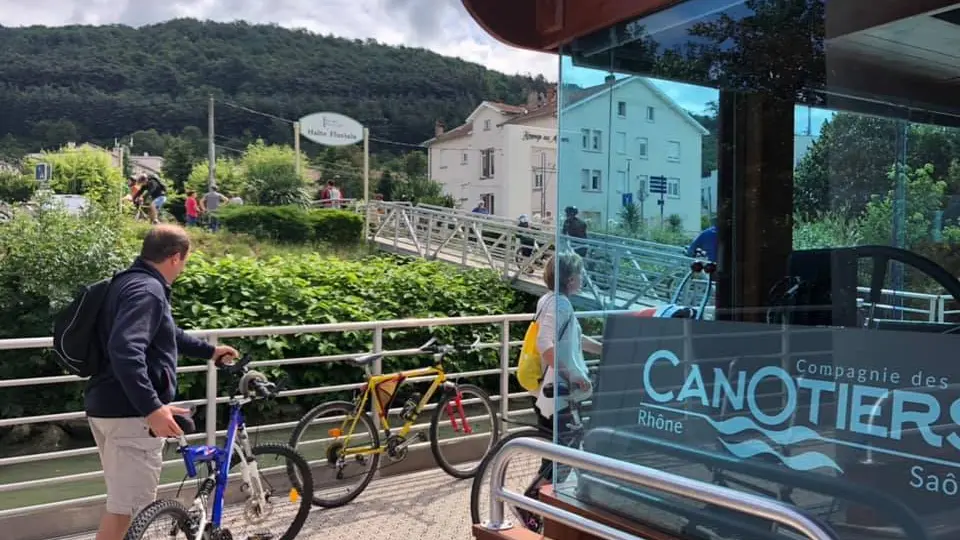 les canotiers du Rhône