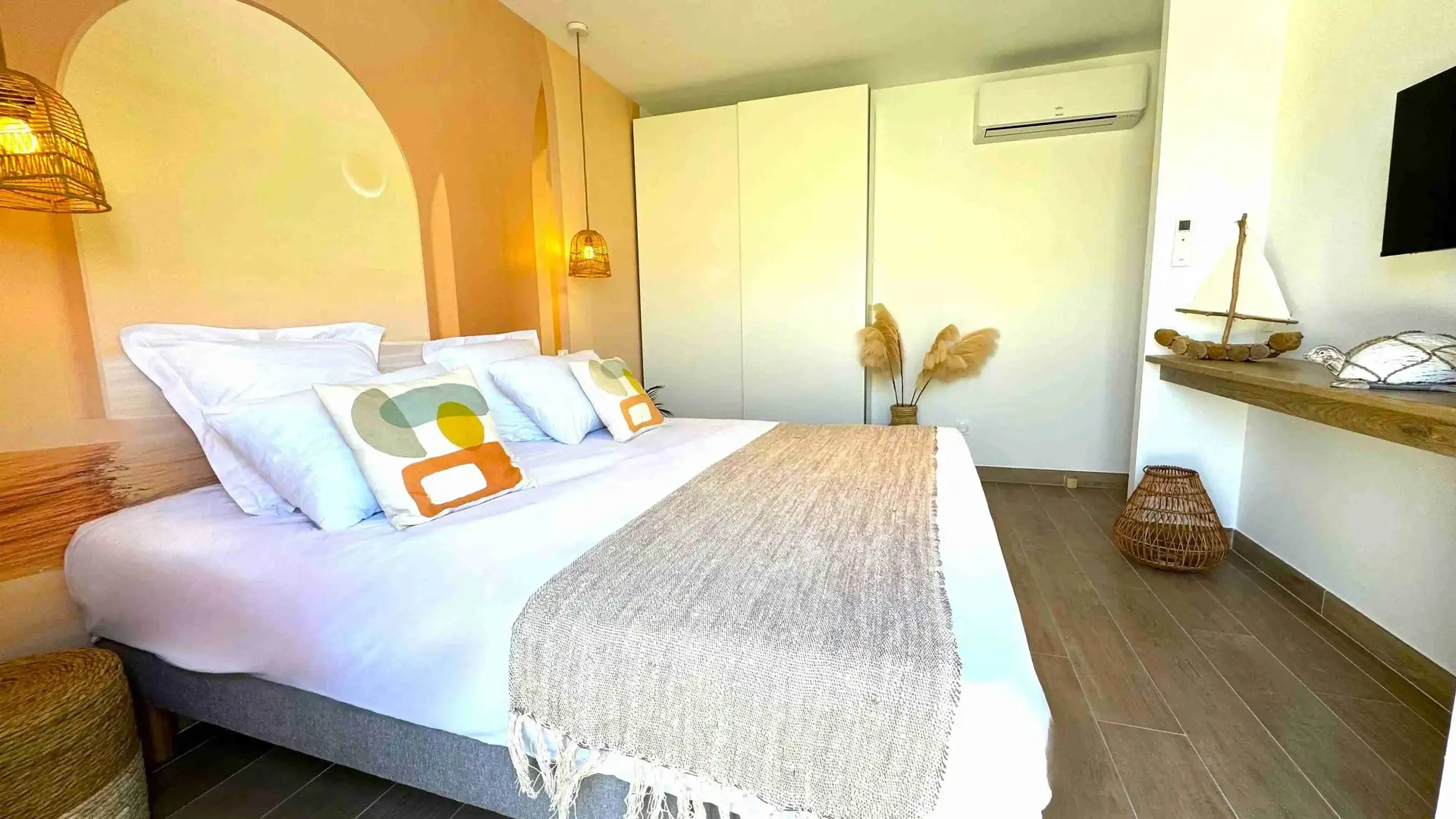 Daya Lodge - Lodge évasion_L'Isle-sur-la-Sorgue