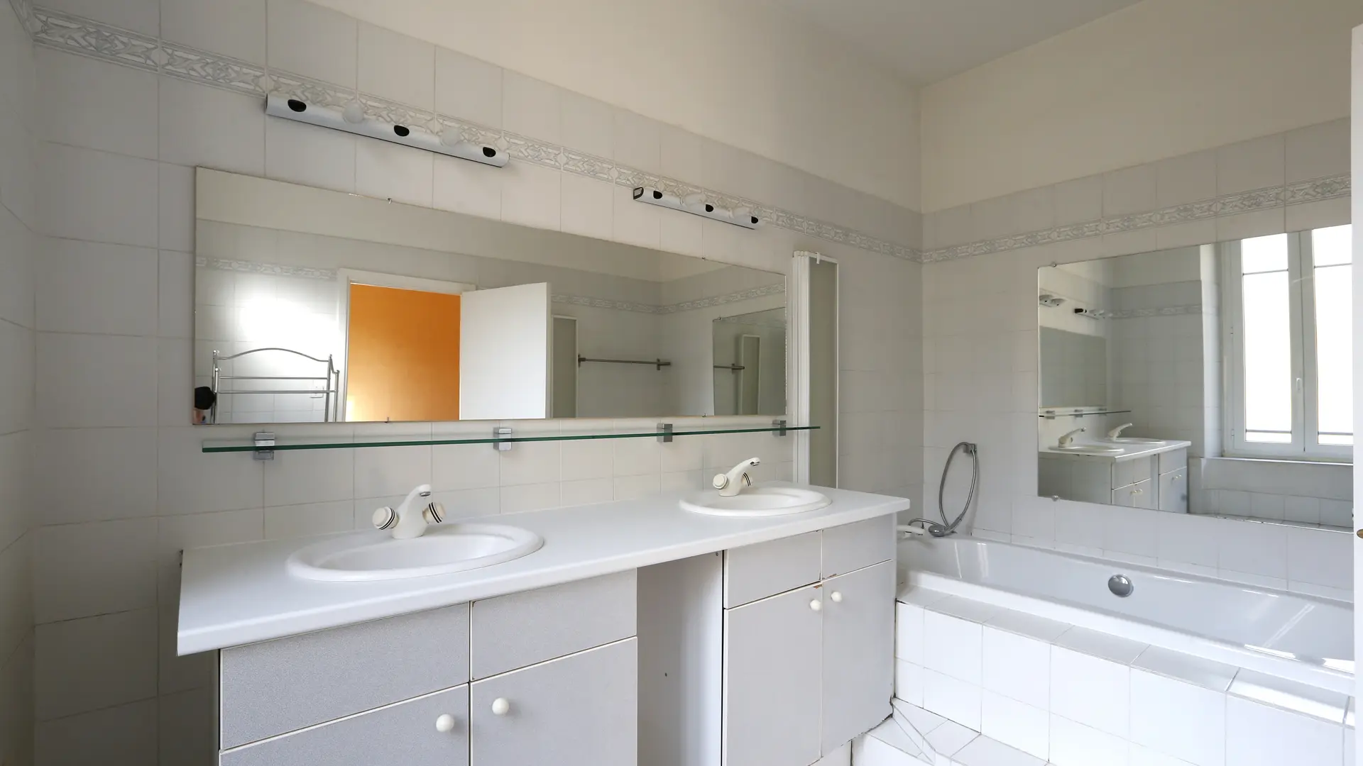 salle de bain de chambre n°1