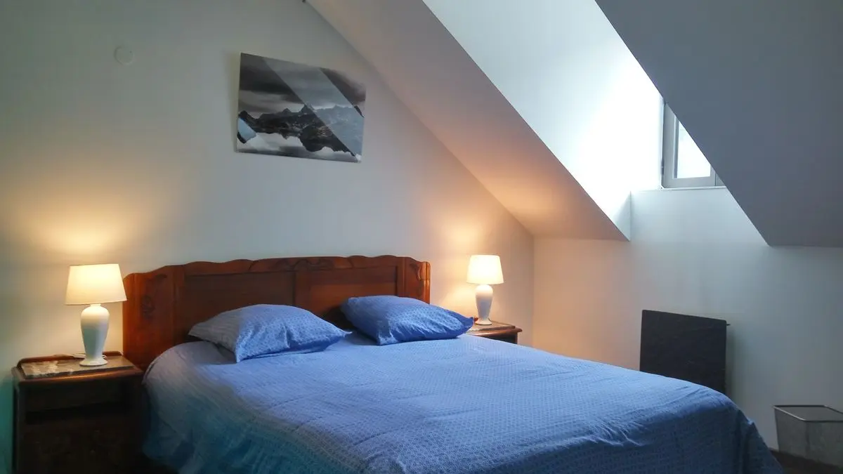 Deuxième étage : chambre 07 bleu