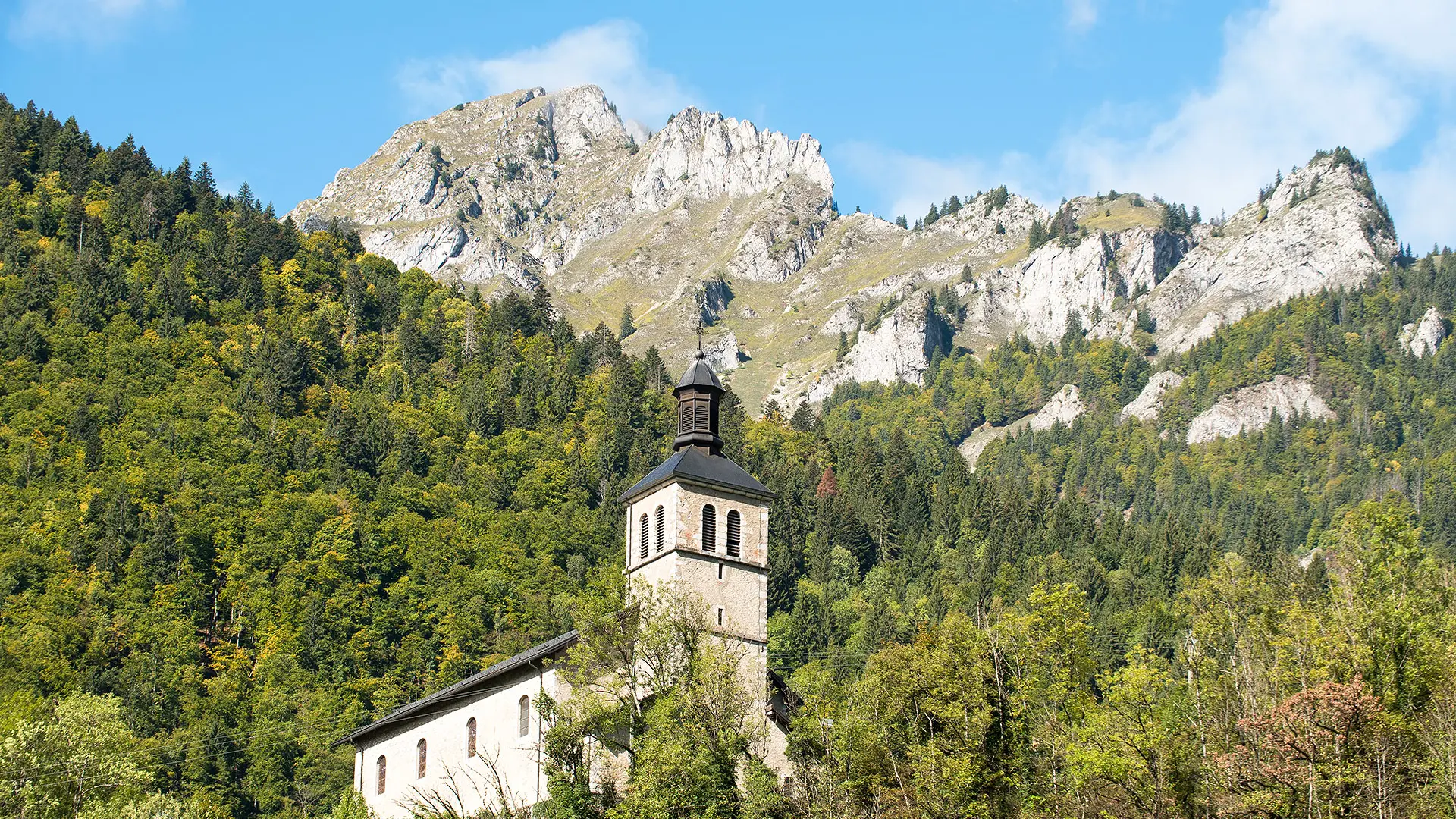 L'église et le Mont Billiat