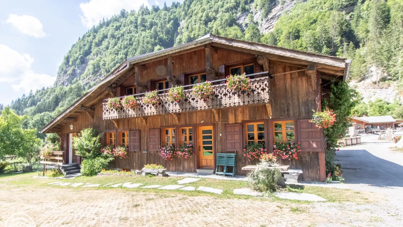 Le chalet avec deux gîtes