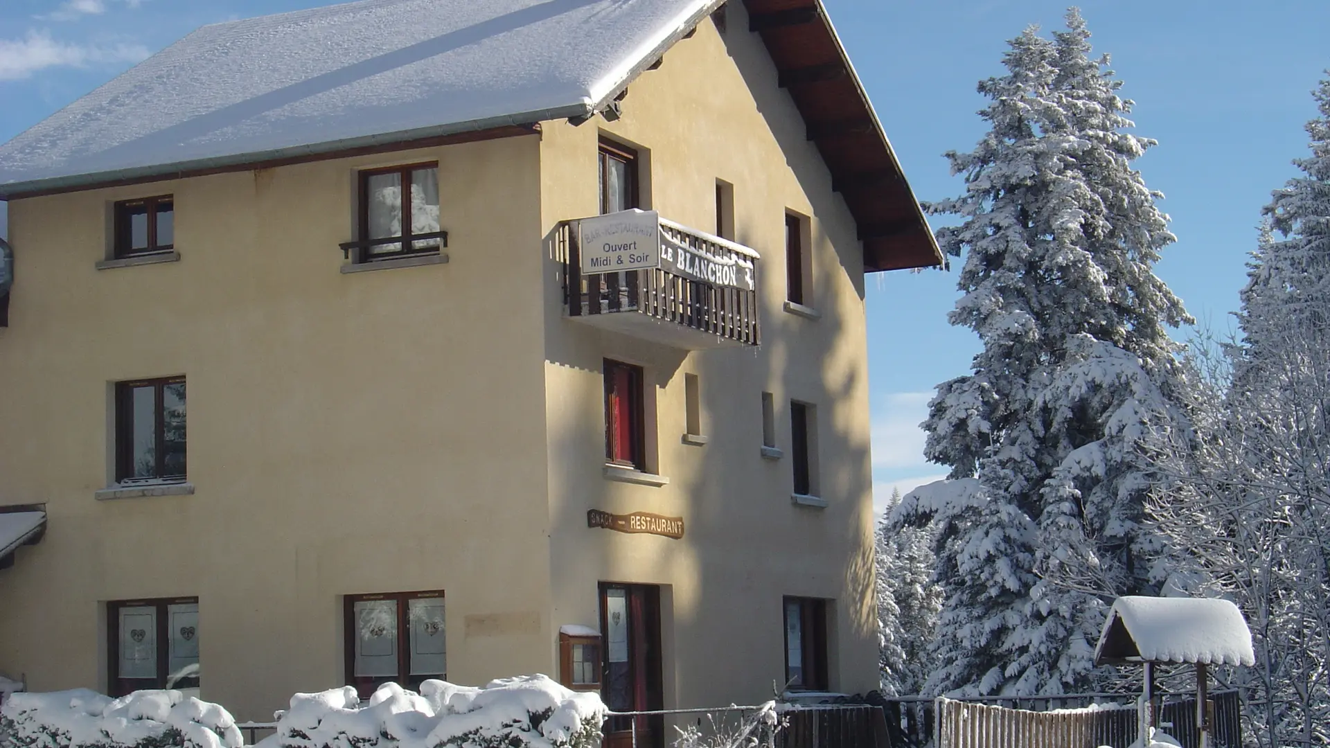 Extérieur sous la neige