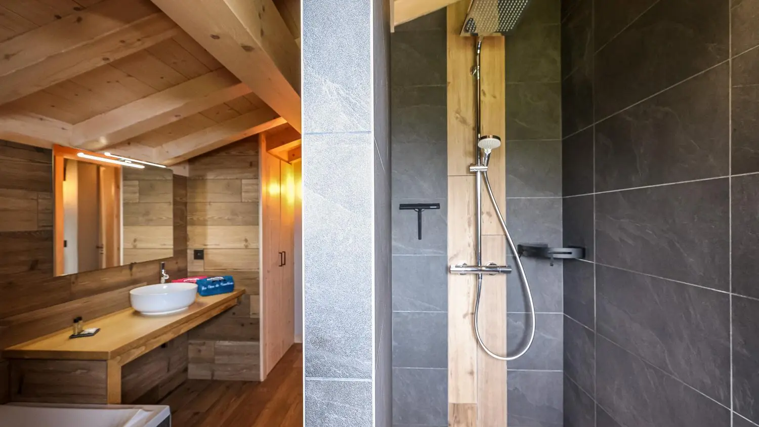 Salle de bains de l'étage et sa douche