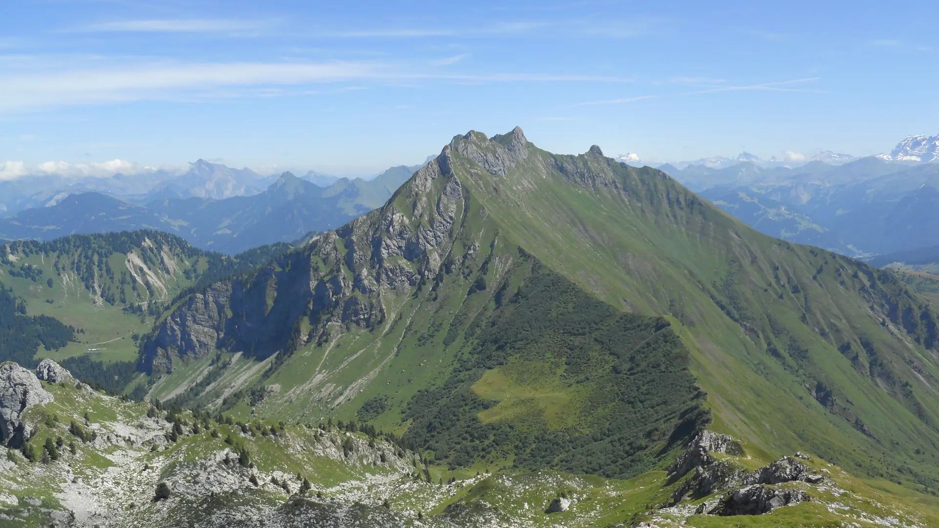 Vue sur le Roc d'Enfer