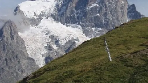 Vue sur le plateau d'emparis