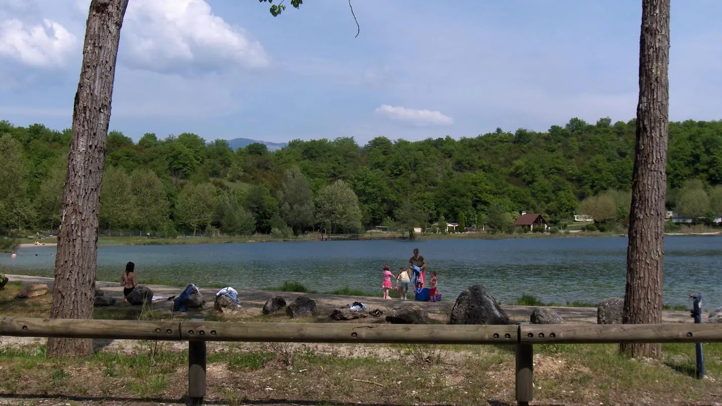 Lac de Virieu Le Grand
