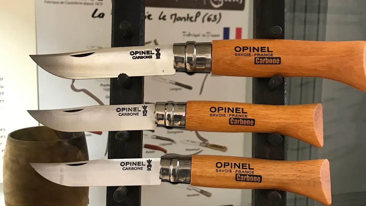 L’Oustaù de Greù