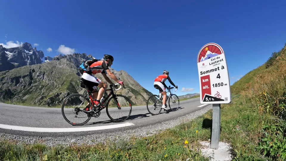 Vélos au mytique Col du Lautaret