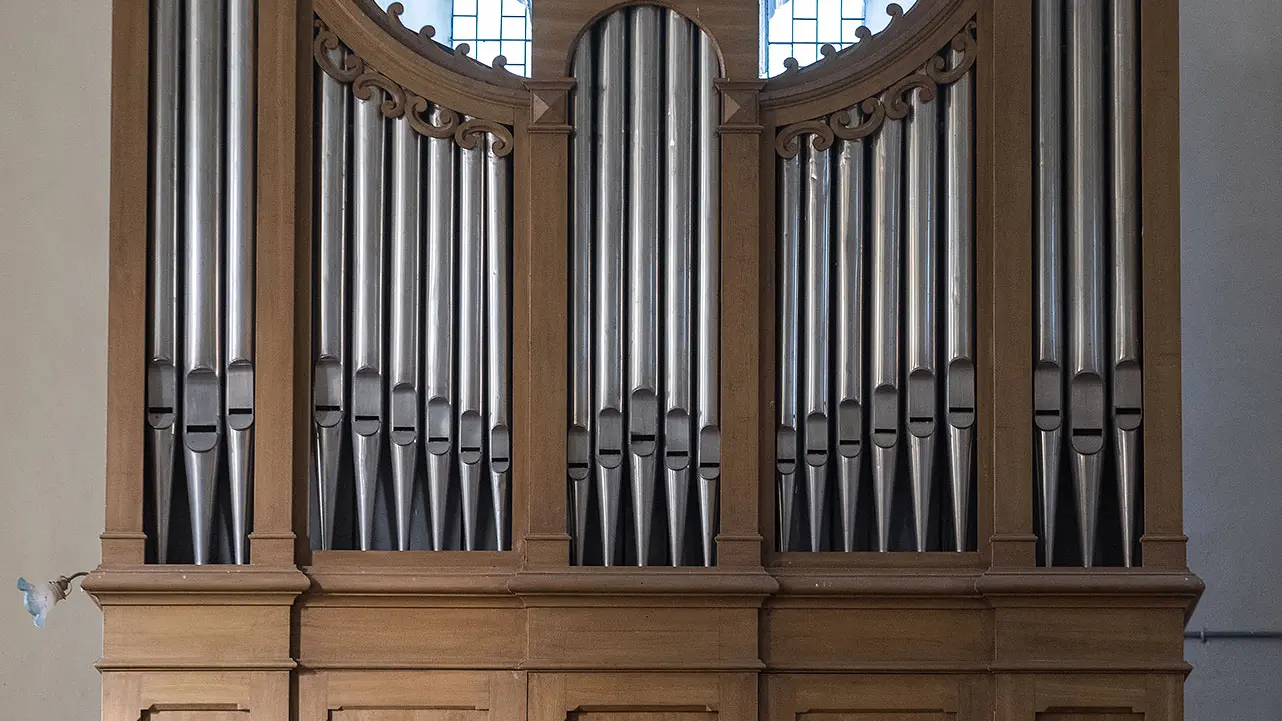 L'orgue daté de 1872