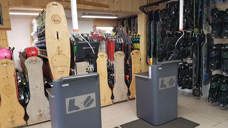 Skis