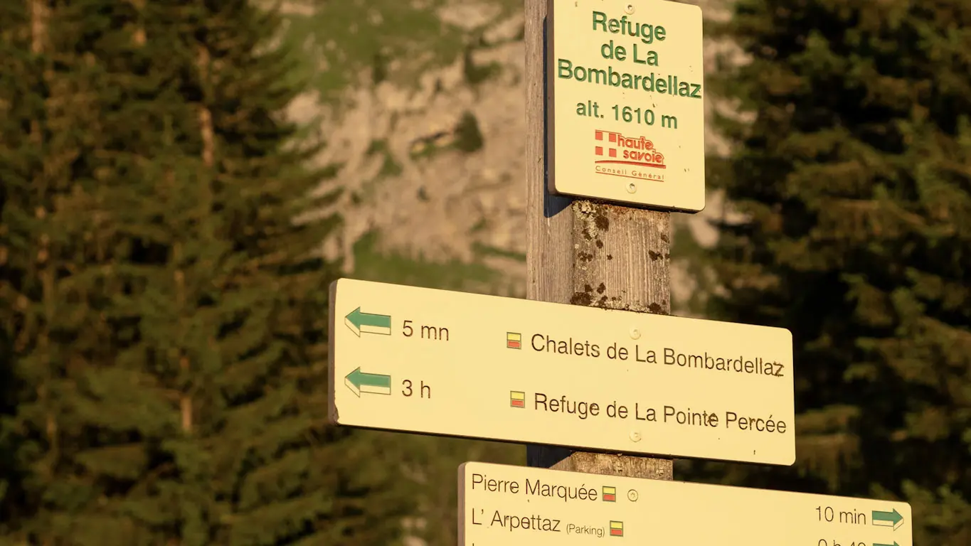 Poteau PDIPR Refuge de la Bombardellaz