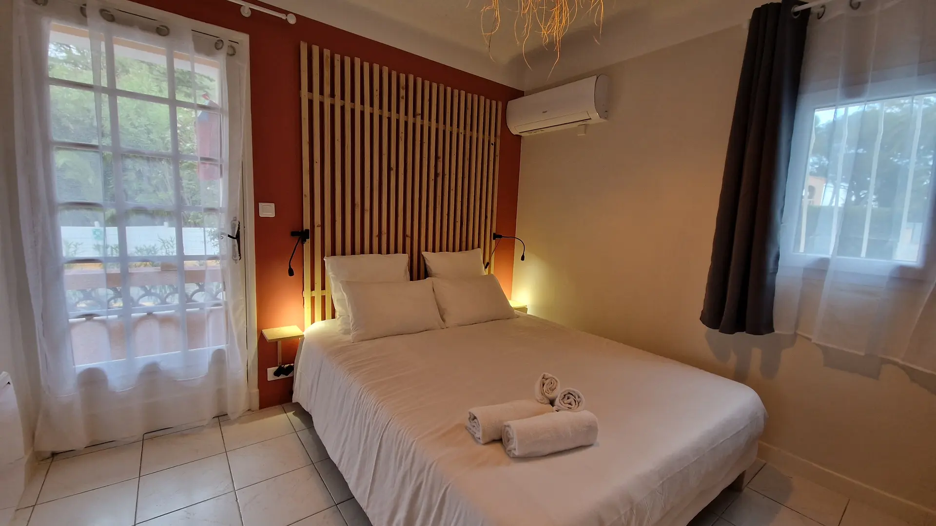 Hotel Le Cosy Fréjus chambre