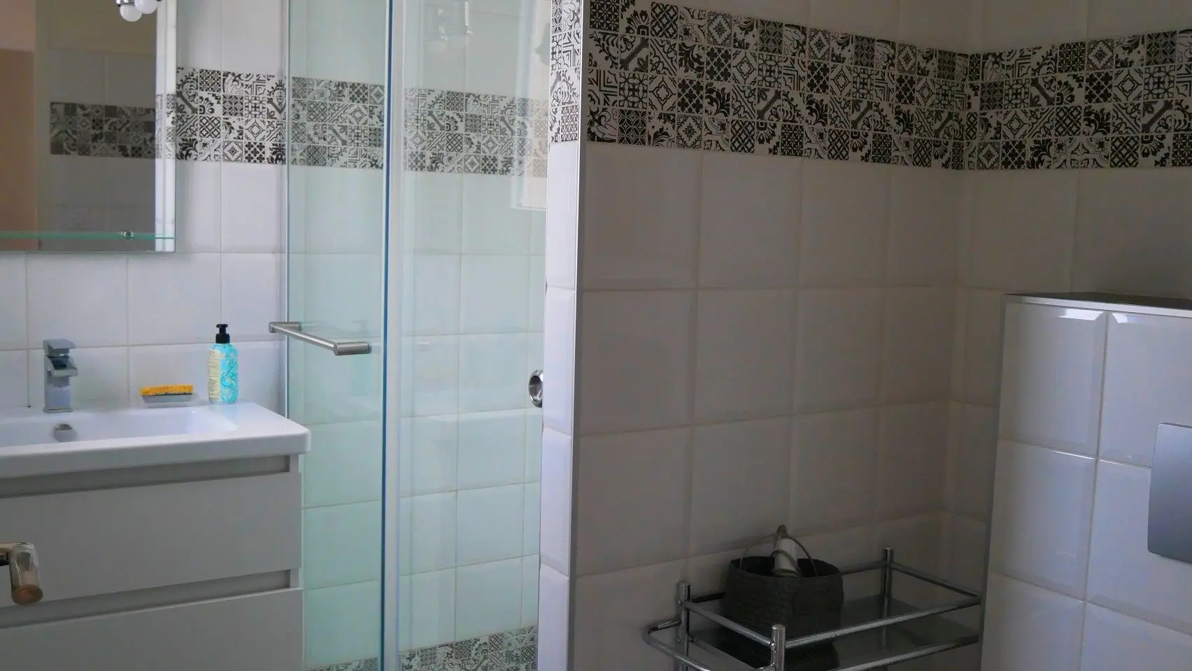 Les Yuccas-Toilette-Nice-Gîtes de France des Alpes-Maritimes