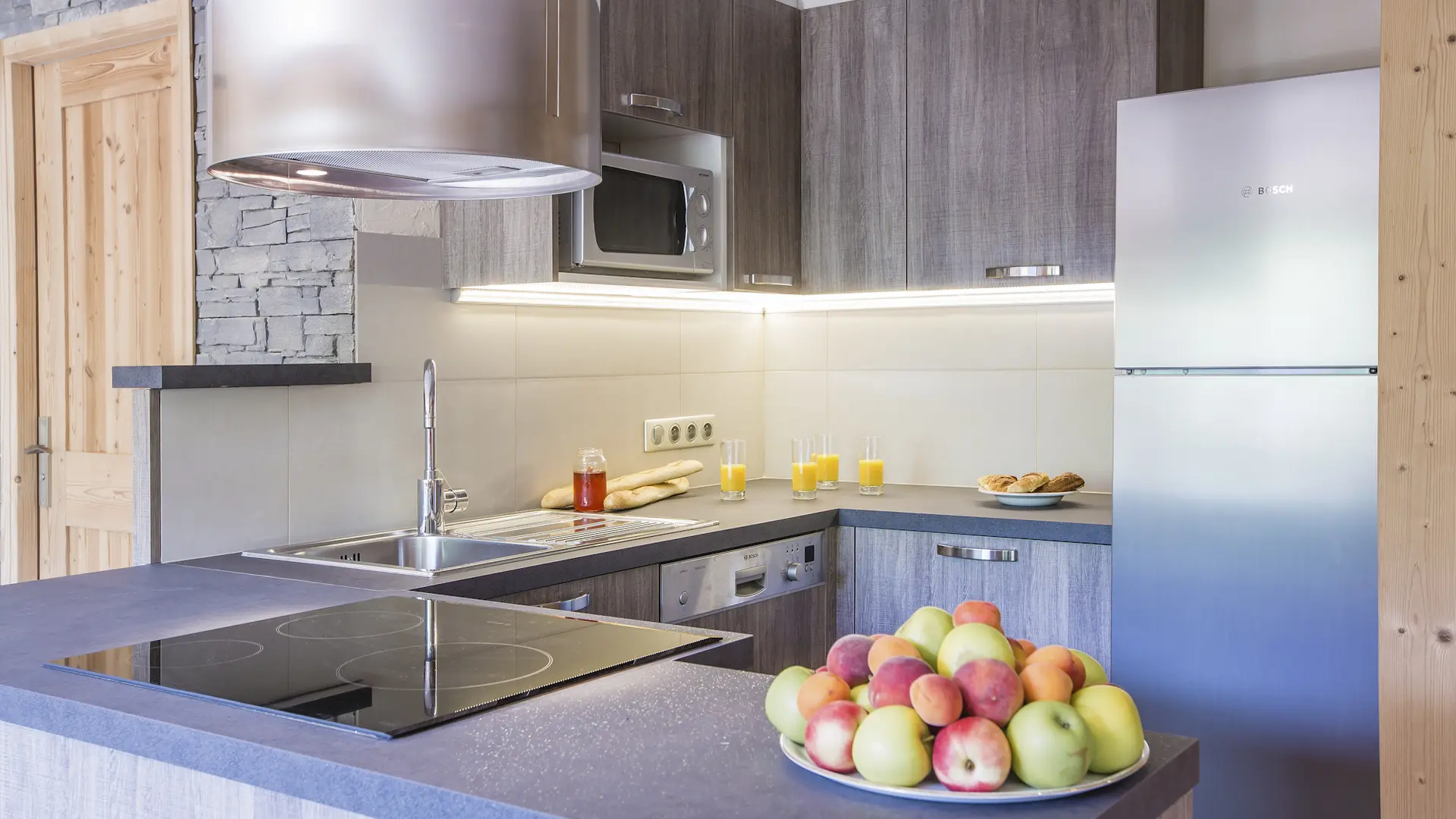 Cuisine/Kitchen-Androsace n°2-Le Grand-Bornand