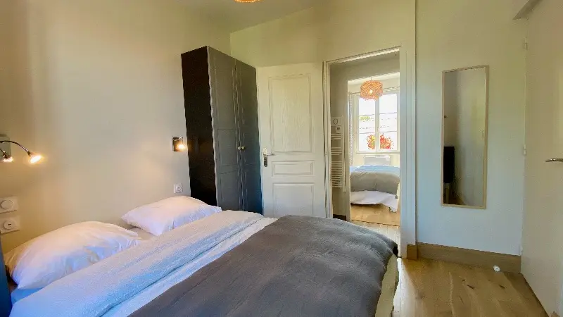 Doppelzimmer Nr. 3 und im Hintergrund Doppelzimmer Nr. 2