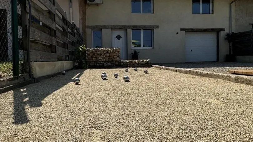 terrain de pétanque