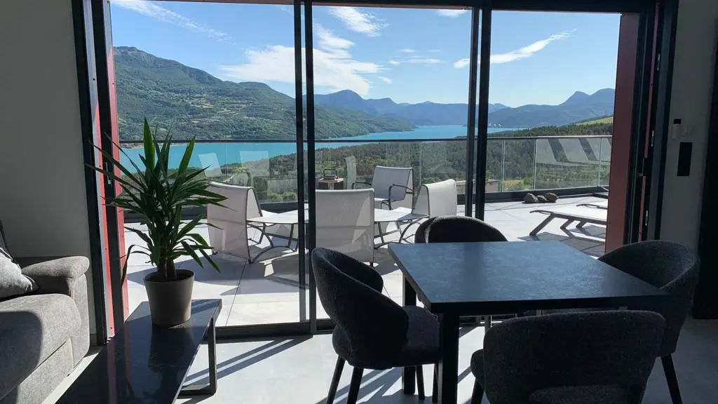 Salon - Les Restanques du lac SAVINES-LE-LAC