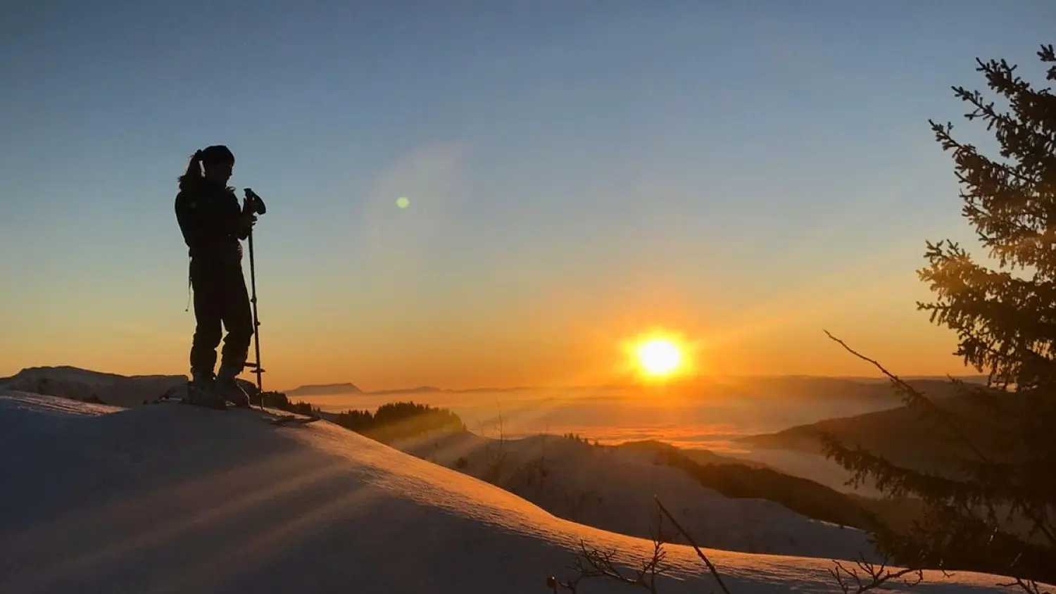 Coucher de soleil sur le crêtes
