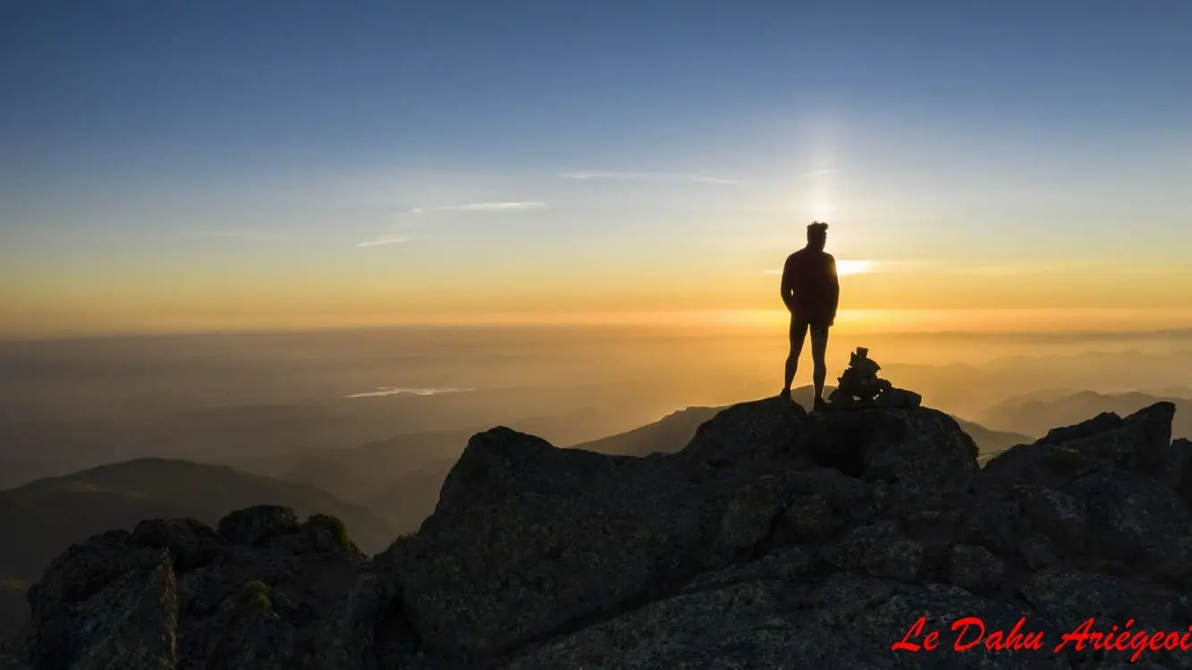 Raquette By Night et Aura Solaire