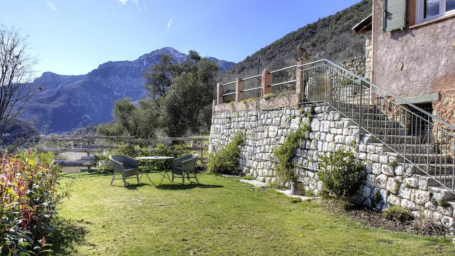 Gîte l'Aire - Terrain- Lantosque - Gîtes de France des Alpes-Maritimes