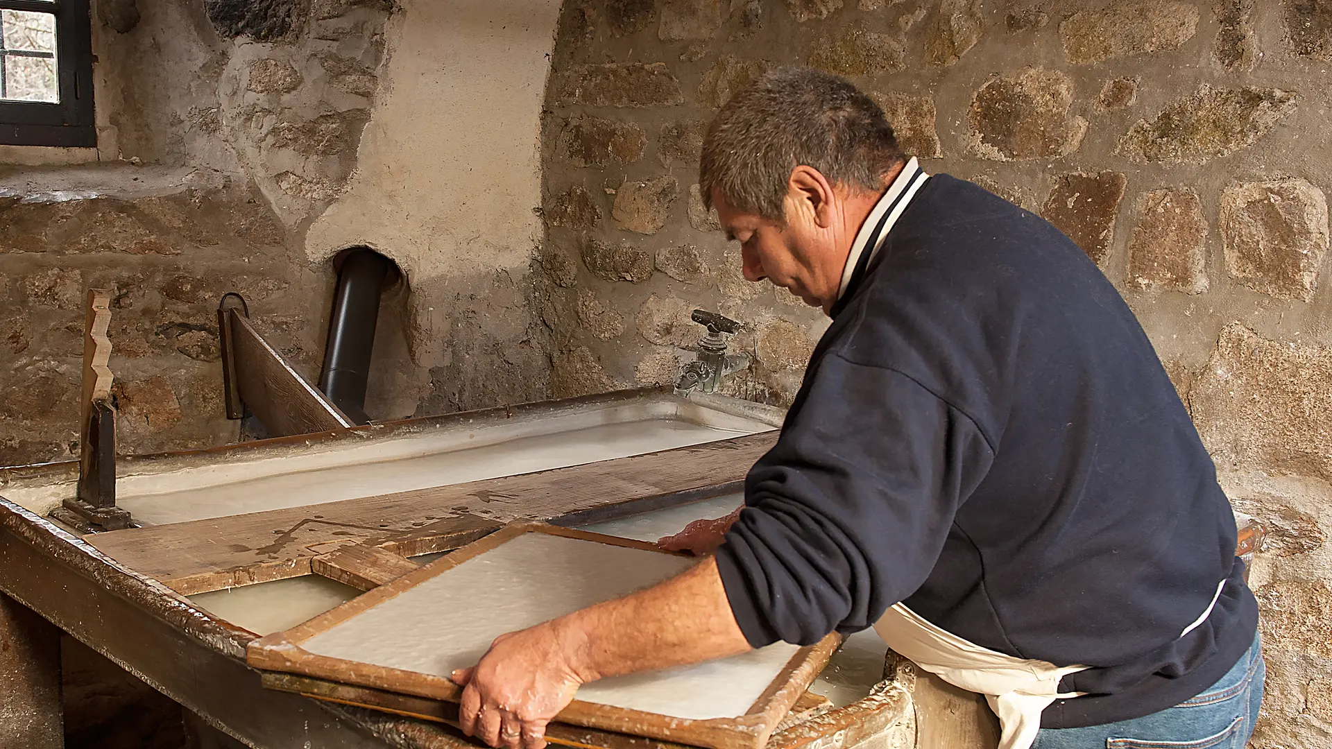 Fabriquez votre feuille au Moulin de Richard de Bas
