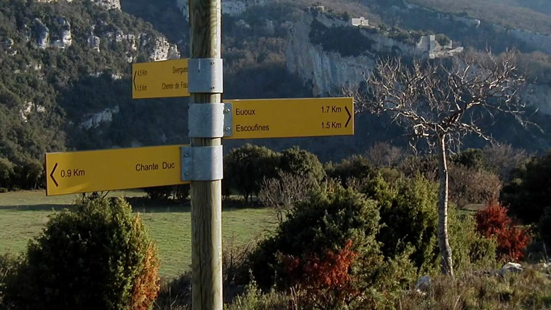Fort de Buoux depuis Les Ramades